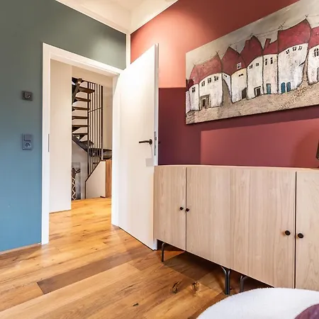 Anne + Liese Haus *