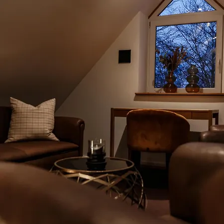 Anne + Liese Haus