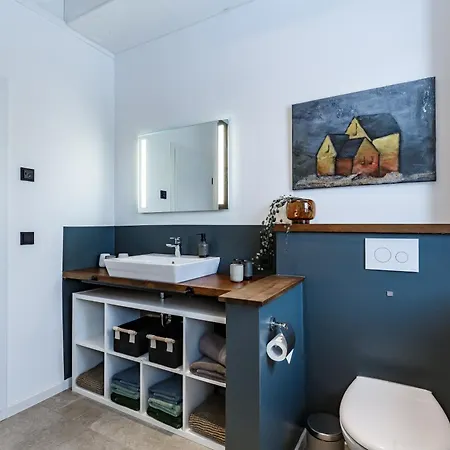 Anne + Liese Haus